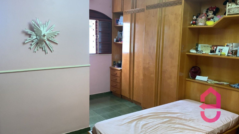 Imagem Casa com 5 Quartos à Venda, 420 m² em Jardim Goiás - Goiânia