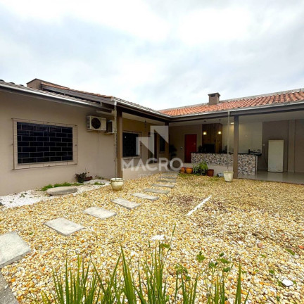 Imagem Casa com 4 Quartos à Venda, 215 m² em São Luís - Jaraguá Do Sul