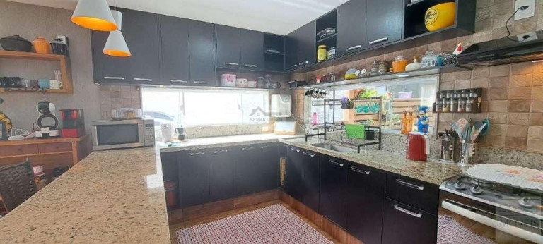 Imagem Casa com 5 Quartos à Venda, 240 m² em Araras - Teresópolis Imagem Casa com 5 Quartos à Venda, 240 m² em Araras - Teresópolis
