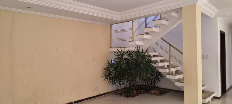 Imagem Casa com 4 Quartos à Venda, 220 m² em Miragem - Lauro De Freitas