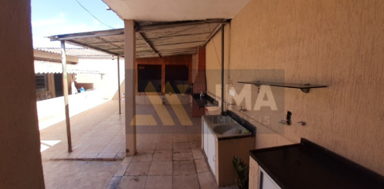 Imagem Casa com 3 Quartos para Alugar, 100 m² em Glória - Contagem
