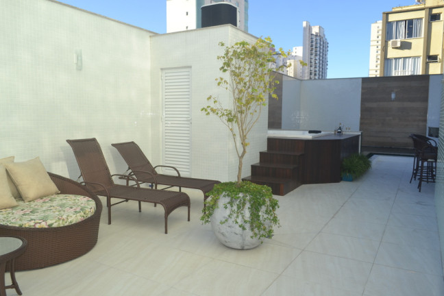 Imagem Cobertura com 4 Quartos à Venda, 502 m² em Centro - Balneário Camboriú