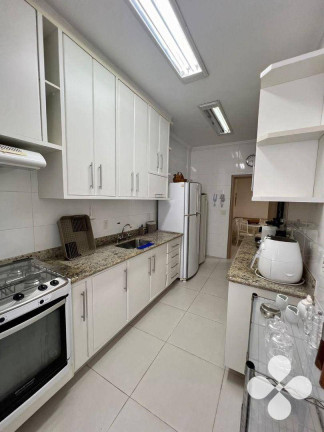 Imagem Imóvel com 3 Quartos à Venda, 148 m² em Praia Das Pitangueiras - Guarujá Imagem Imóvel com 3 Quartos à Venda, 148 m² em Praia Das Pitangueiras - Guarujá