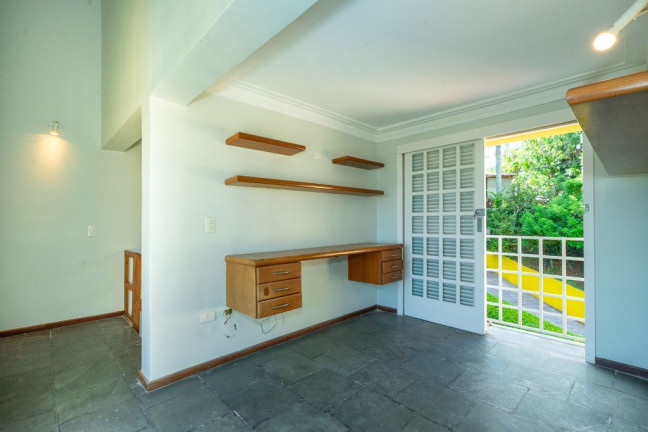 Imagem Casa com 3 Quartos à Venda,  em Pousada Dos Bandeirantes - Carapicuíba