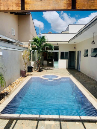 Imagem Casa com 3 Quartos à Venda, 140 m² em Wanel Ville - Sorocaba Imagem Casa com 3 Quartos à Venda, 140 m² em Wanel Ville - Sorocaba