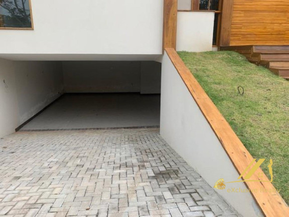 Imagem Imóvel com 6 Quartos à Venda, 400 m² em Praia Do Forte - Mata De São João Imagem Imóvel com 6 Quartos à Venda, 400 m² em Praia Do Forte - Mata De São João