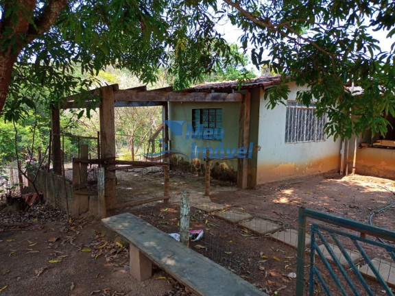 Imóvel com 3 Quartos à Venda, 14 m² em Centro - Luziânia