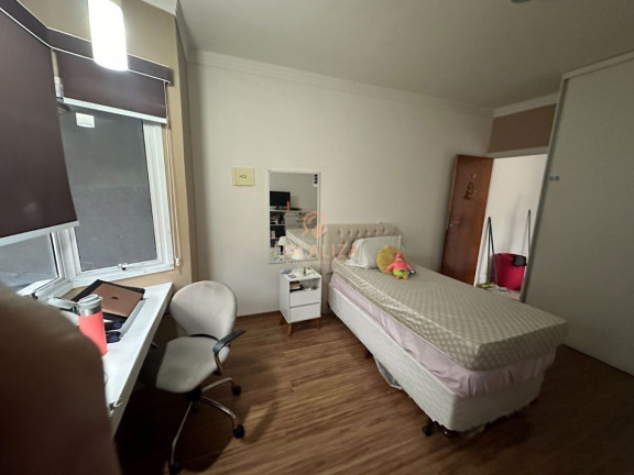 Imagem Casa com 4 Quartos à Venda, 184 m² em Bosque Dos Eucaliptos - São José Dos Campos Imagem Casa com 4 Quartos à Venda, 184 m² em Bosque Dos Eucaliptos - São José Dos Campos
