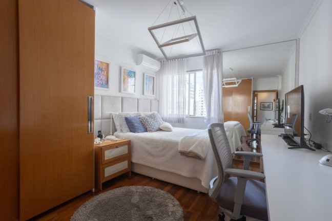 Imagem Apartamento com 3 Quartos à Venda, 228 m² em Itaim Bibi - São Paulo