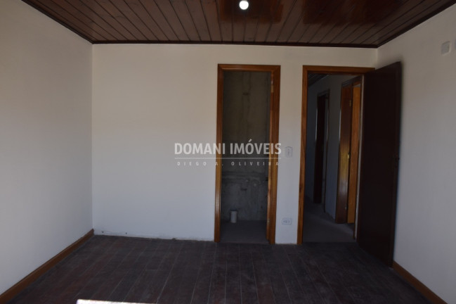 Imagem Casa com 2 Quartos à Venda, 75 m² em Região Da Vila Nova Suíça - Campos Do Jordão Imagem Casa com 2 Quartos à Venda, 75 m² em Região Da Vila Nova Suíça - Campos Do Jordão