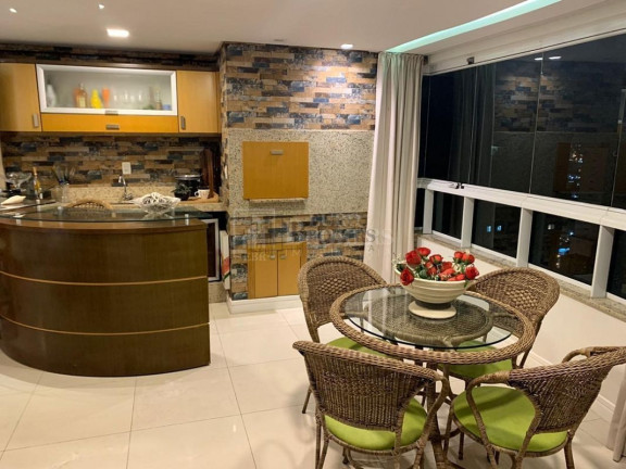 Imagem Cobertura com 4 Quartos à Venda, 237 m² em Centro - Balneário Camboriú