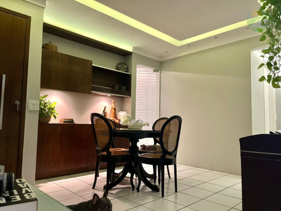 Imagem Apartamento com 3 Quartos à Venda, 75 m²