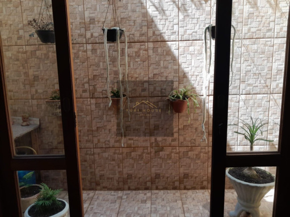 Imagem Casa com 3 Quartos à Venda, 300 m² em Jardim Gurilândia - Taubaté
