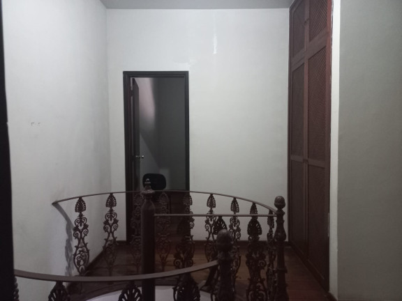 Imagem Casa com 3 Quartos para Alugar, 1 m² em Piratininga - Niterói Imagem Casa com 3 Quartos para Alugar, 1 m² em Piratininga - Niterói