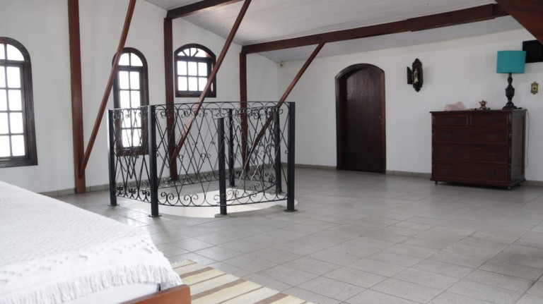 Imagem Casa com 3 Quartos à Venda, 349 m² em São Jorge - Santos Imagem Casa com 3 Quartos à Venda, 349 m² em São Jorge - Santos