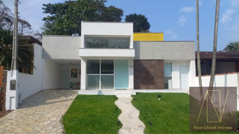 Imagem Casa com 3 Quartos à Venda, 170 m² em Park Imperial - Caraguatatuba