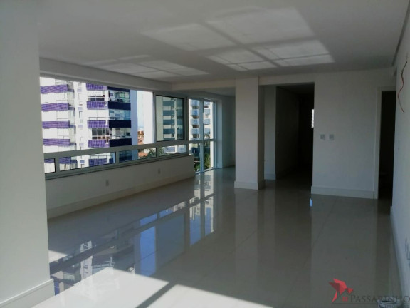 Imagem Apartamento com 3 Quartos à Venda, 160 m² em Praia Grande - Torres Imagem Apartamento com 3 Quartos à Venda, 160 m² em Praia Grande - Torres