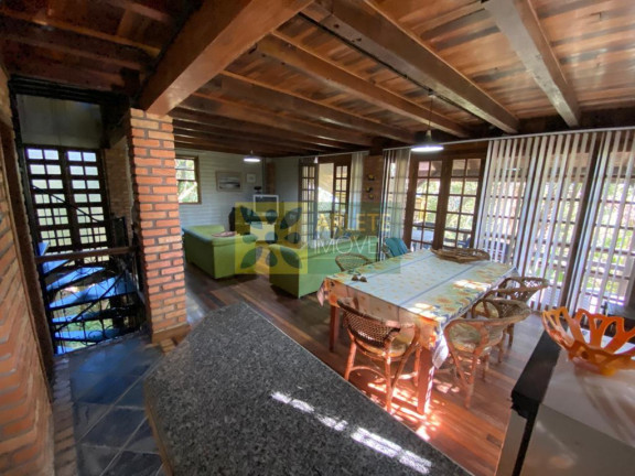 Imagem Casa com 6 Quartos à Venda, 420 m² em Araça - Porto Belo Imagem Casa com 6 Quartos à Venda, 420 m² em Araça - Porto Belo
