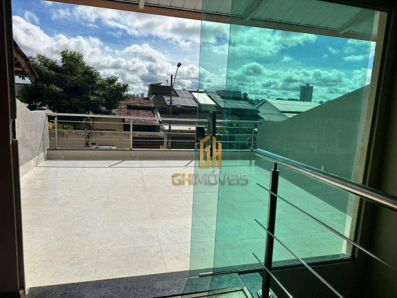 Imagem Sobrado com 6 Quartos à Venda, 199 m² em Jardim Atlântico - Goiânia