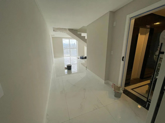 Imagem Apartamento com 4 Quartos à Venda, 260 m² em Meia Praia - Itapema