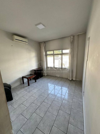 Imagem Casa com 2 Quartos à Venda, 106 m² em São João - Itajaí