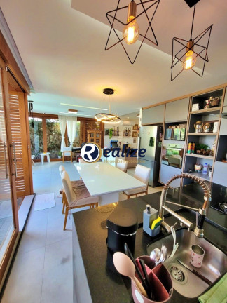 Imagem Casa com 3 Quartos à Venda, 160 m² em Village Do Sol - Guarapari Imagem Casa com 3 Quartos à Venda, 160 m² em Village Do Sol - Guarapari