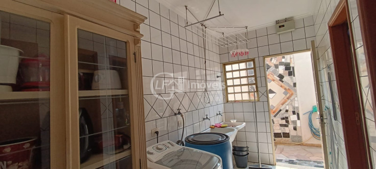 Imagem Casa com 3 Quartos à Venda, 484 m² em Carandá Bosque - Campo Grande Imagem Casa com 3 Quartos à Venda, 484 m² em Carandá Bosque - Campo Grande