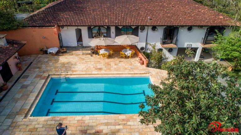 Imagem Casa com 5 Quartos à Venda, 541 m² em Centro - Pomerode