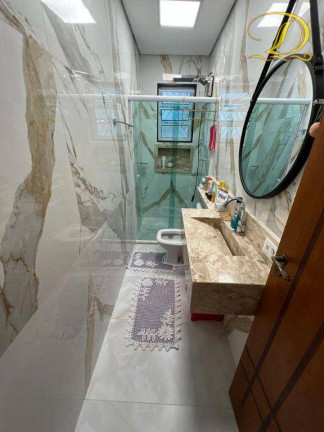 Imagem Sobrado com 4 Quartos à Venda, 220 m² em Canto Do Forte - Praia Grande