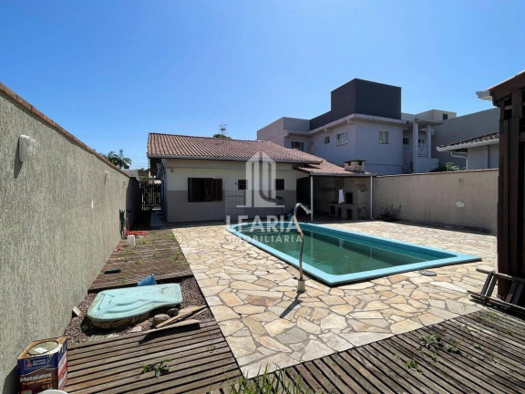 Imagem Casa com 3 Quartos à Venda, 114 m² em Brasilia - Itapoá