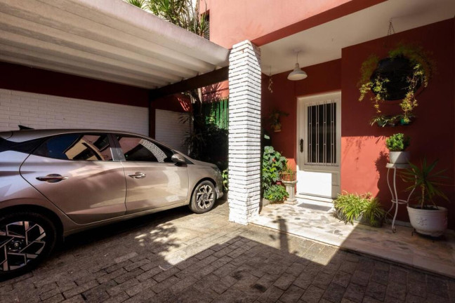 Imagem Casa com 3 Quartos à Venda, 150 m² em Indianópolis - São Paulo Imagem Casa com 3 Quartos à Venda, 150 m² em Indianópolis - São Paulo
