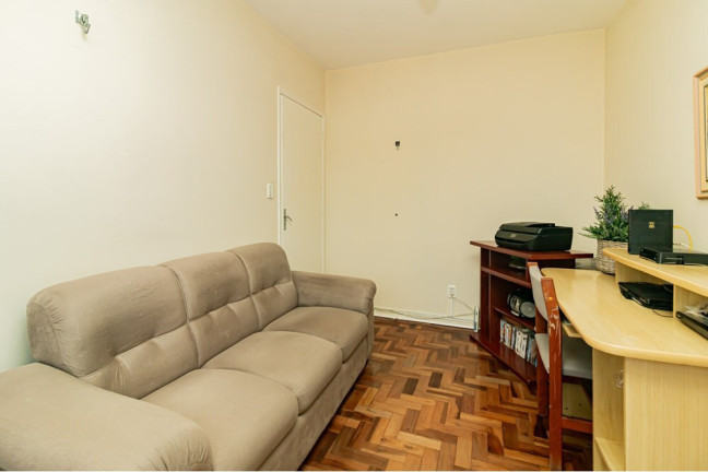 Imagem Apartamento com 2 Quartos à Venda, 58 m² em Vila Ipiranga - Porto Alegre