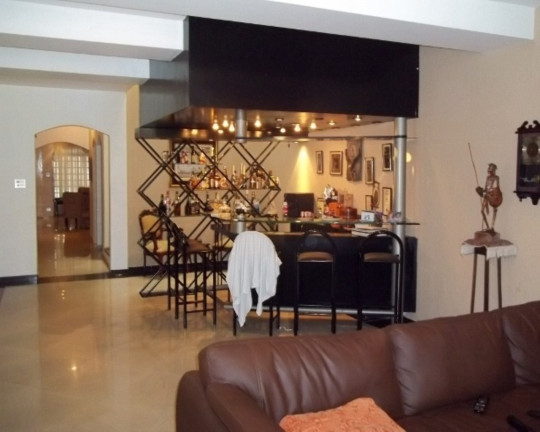 Imagem Casa com 3 Quartos à Venda, 500 m² em Indianópolis - São Paulo