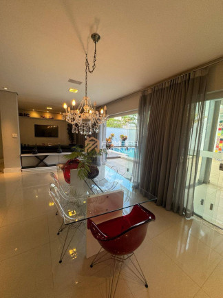 Imagem Casa com 4 Quartos à Venda, 350 m² em Jardim Das Colinas - São José Dos Campos Imagem Casa com 4 Quartos à Venda, 350 m² em Jardim Das Colinas - São José Dos Campos