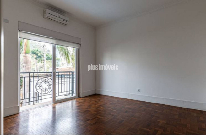 Imagem Casa com 3 Quartos à Venda, 360 m² em Jardim Paulista - São Paulo Imagem Casa com 3 Quartos à Venda, 360 m² em Jardim Paulista - São Paulo