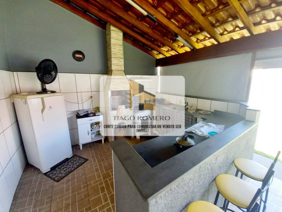 Imagem Casa com 3 Quartos à Venda, 360 m² em Araraquara