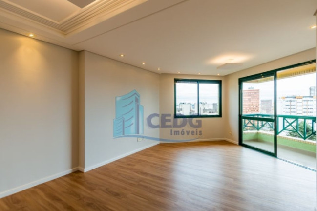Imagem Apartamento com 3 Quartos à Venda, 149 m² em Centro - Curitiba