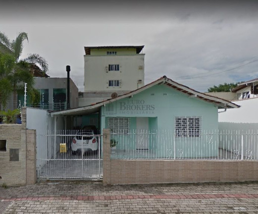 Terreno à Venda, 253 m² em Centro - Balneário Camboriú