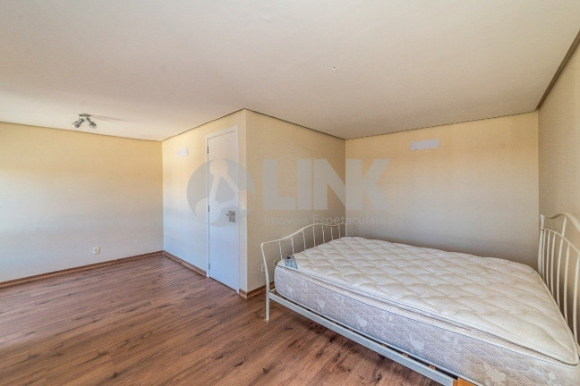 Imagem Imóvel com 3 Quartos à Venda, 220 m² em Tristeza - Porto Alegre Imagem Imóvel com 3 Quartos à Venda, 220 m² em Tristeza - Porto Alegre