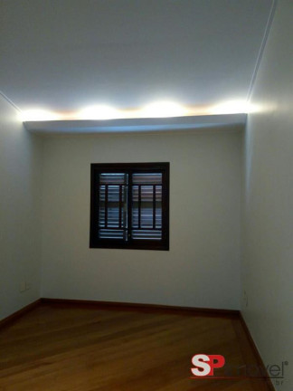 Imagem Casa com 4 Quartos à Venda, 300 m² em City América - São Paulo