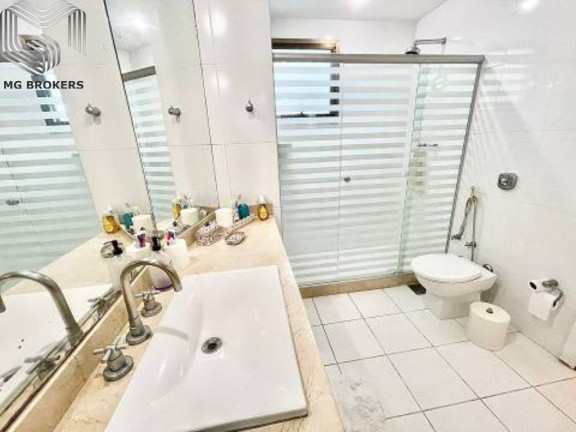 Imagem Imóvel com 4 Quartos à Venda, 408 m² em Barra Da Tijuca - Rio De Janeiro Imagem Imóvel com 4 Quartos à Venda, 408 m² em Barra Da Tijuca - Rio De Janeiro