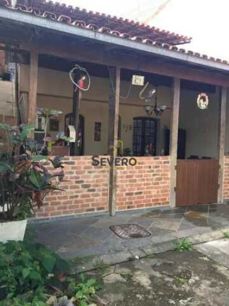 Casa com 4 Quartos à Venda, 200 m² em Galo Branco - São Gonçalo