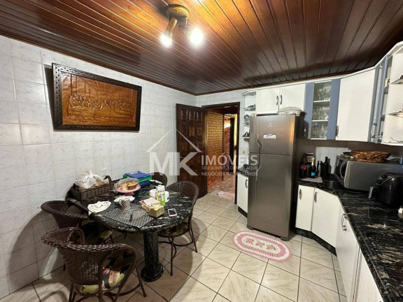 Imagem Casa com 3 Quartos à Venda, 199 m² em Maria Antonieta - Pinhais