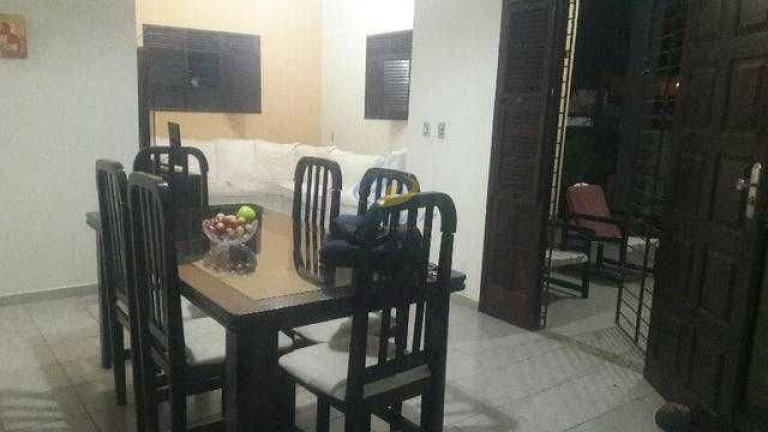 Imagem Casa com 3 Quartos à Venda, 360 m² em Manaíra - João Pessoa