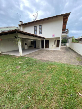 Imagem Casa com 3 Quartos à Venda, 203 m² em Itaguaçu - São Francisco Do Sul