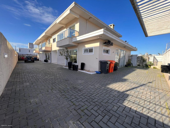Imagem Casa com 3 Quartos à Venda, 130 m² em Ingleses Norte - Florianópolis