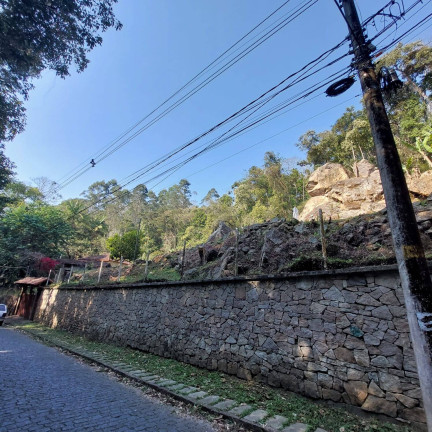 Imagem Terreno à Venda, 2 m² em Vale Dos Pinheiros - Nova Friburgo Imagem Terreno à Venda, 2 m² em Vale Dos Pinheiros - Nova Friburgo