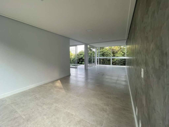 Imagem Casa com 4 Quartos à Venda, 435 m² em Chácara Dos Lagos - Carapicuíba