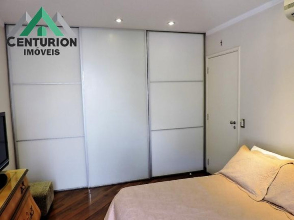 Imagem Casa com 5 Quartos à Venda, 2 m² em Granja Viana - Carapicuíba Imagem Casa com 5 Quartos à Venda, 2 m² em Granja Viana - Carapicuíba