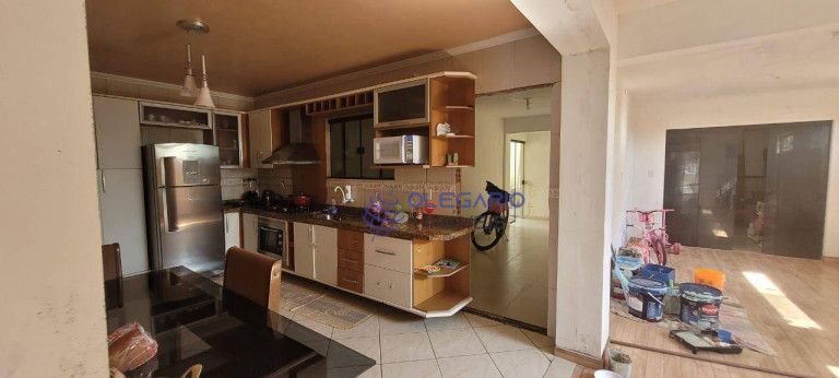 Imagem Sobrado com 6 Quartos à Venda, 350 m² em Praia De Armação Do Itapocorói - Penha Imagem Sobrado com 6 Quartos à Venda, 350 m² em Praia De Armação Do Itapocorói - Penha